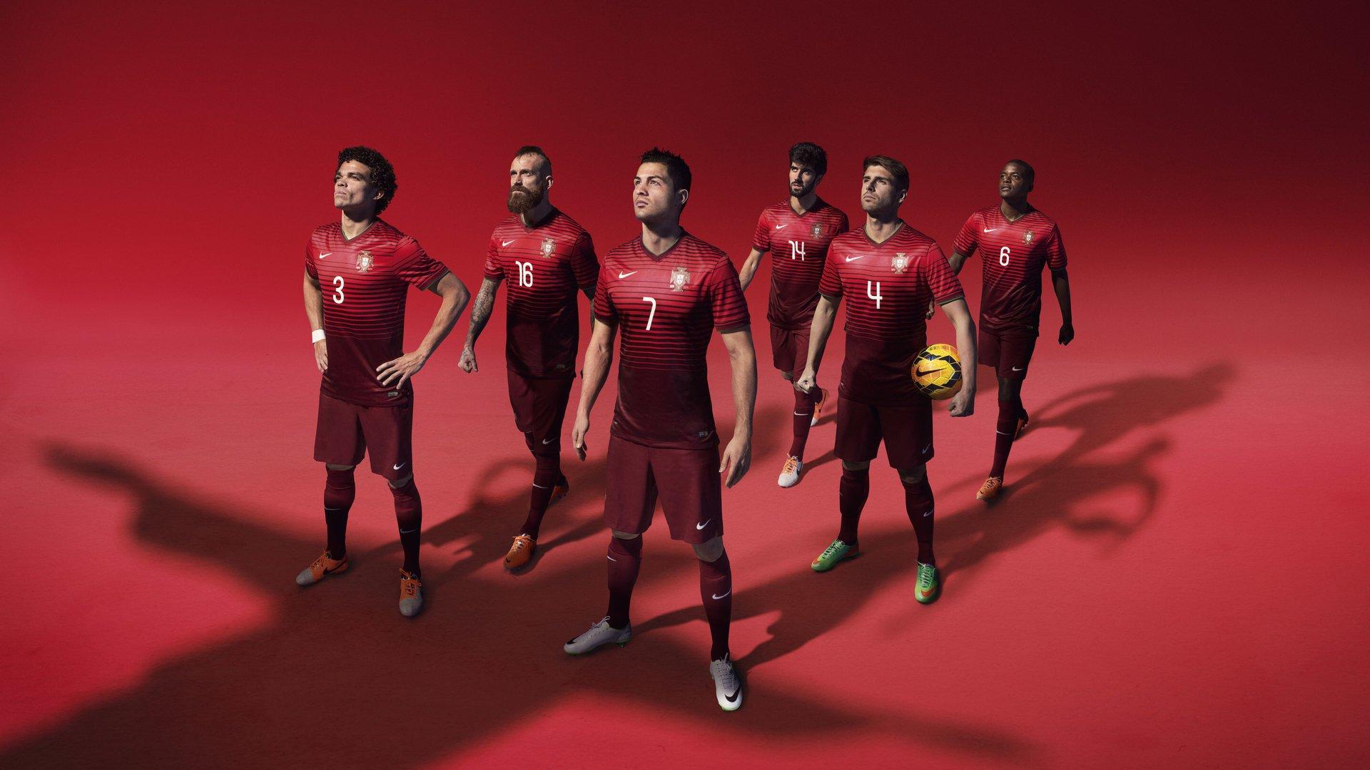 点球大战惊心动魄，蓝鹰绝杀红魔挺进决赛