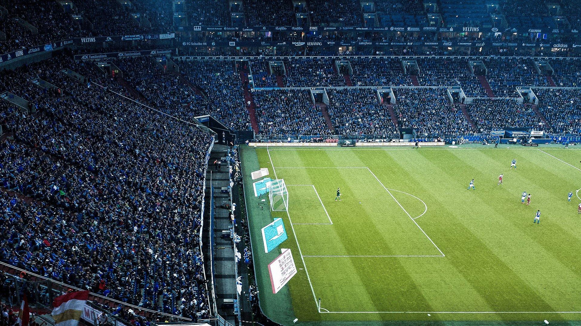 荣耀的召唤，诺坎普开球仪式背后的百年信仰与时代回响