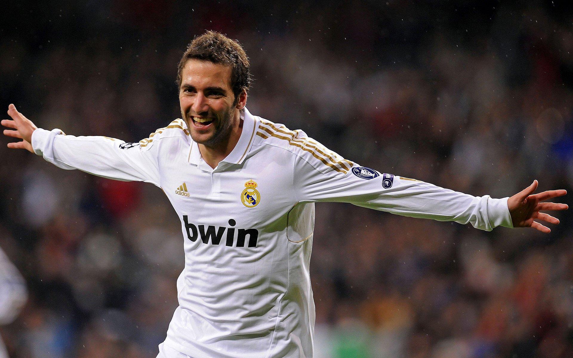 新援赖因德斯亮相曼城，我不是德布劳内替代者，我要书写自己的传奇